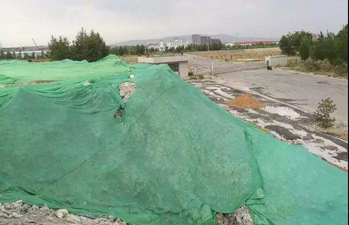 内蒙古自治区乌兰察布市工业废渣随意倾倒问题突出