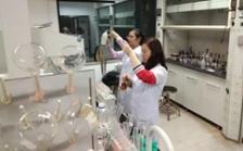  一图一故事丨披星戴月，奔波在河道与实验室之间的监测组