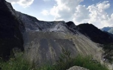  贵州瓮安江界河国家级风景名胜区内违法开采磷矿