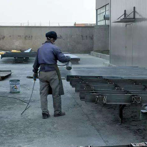  企业露天刷漆作业须注意  四川通报多起典型违法案例