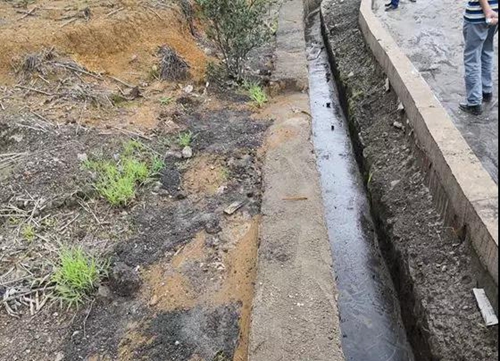 曲靖市委市政府官僚主义 上市公司环境污染触目惊心